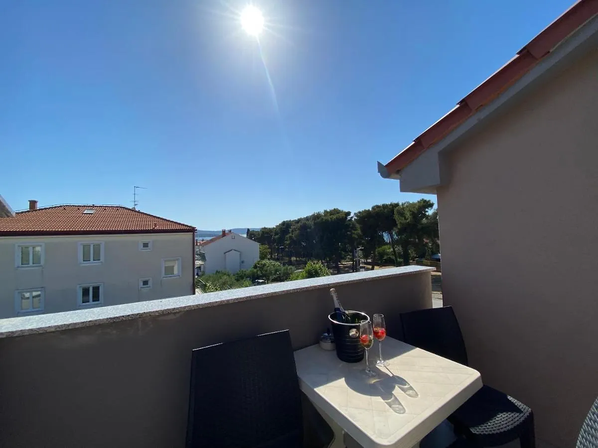 Apartments A&A Biograd Na Moru 0*,